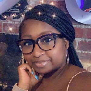 Meet your Posher, Destiny